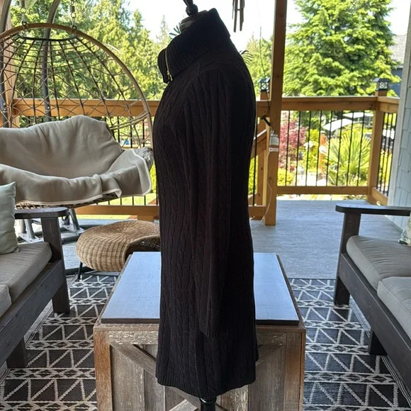 Calvin Klein | Long Sleeve Cable Knit Dress - Picture 4 of 9